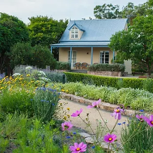 Vineyard Hotel