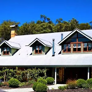 Girraween Country Bed & Breakfast